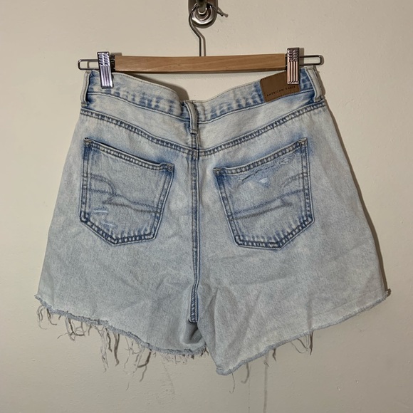 American Eagle | mom short denim distressed size 4 - Picture 2 of 4
